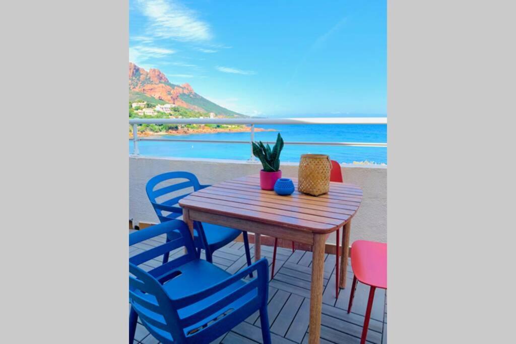 Antheor - Vue Exceptionnelle - Refait A Neuf 4 Couchages Apartment Saint-Raphael  Luaran gambar