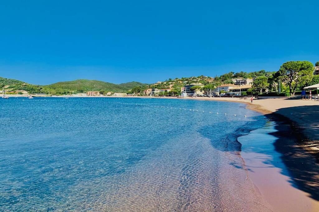 Antheor - Vue Exceptionnelle - Refait A Neuf 4 Couchages Apartment Saint-Raphael  Luaran gambar