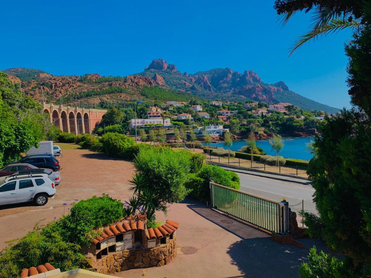 Antheor - Vue Exceptionnelle - Refait A Neuf 4 Couchages Apartment Saint-Raphael  Luaran gambar