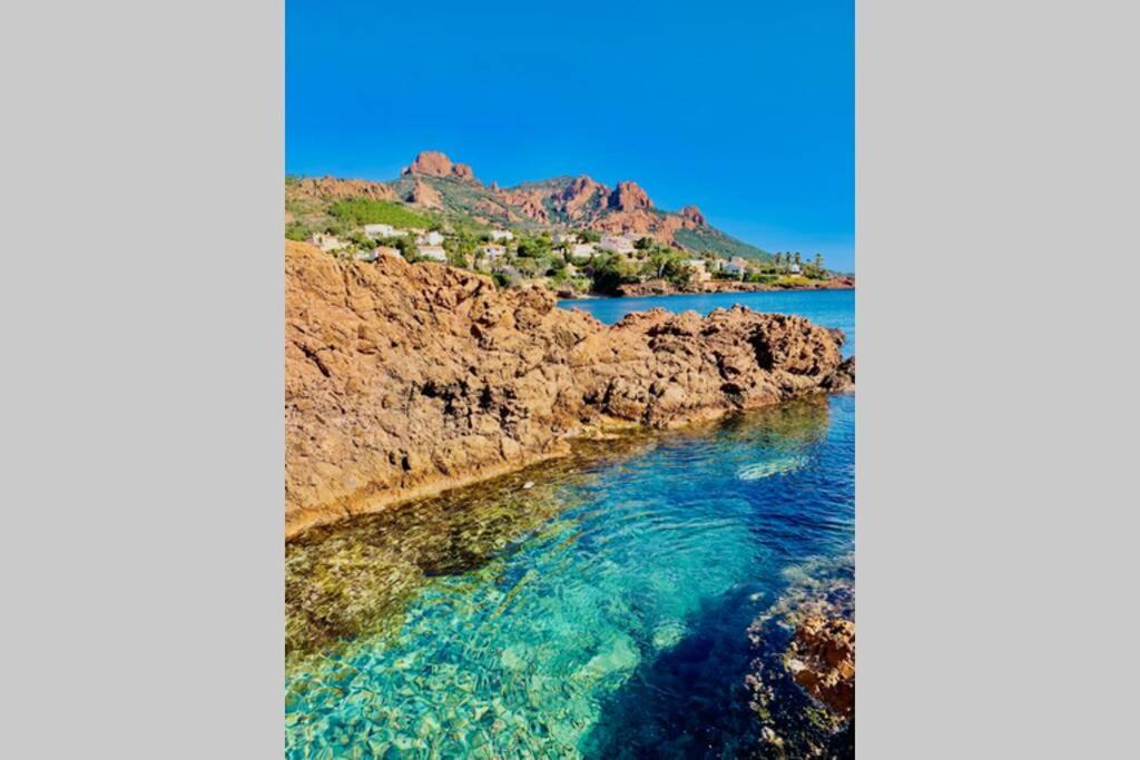 Antheor - Vue Exceptionnelle - Refait A Neuf 4 Couchages Apartment Saint-Raphael  Luaran gambar