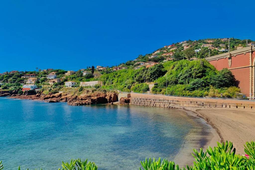 Antheor - Vue Exceptionnelle - Refait A Neuf 4 Couchages Apartment Saint-Raphael  Luaran gambar
